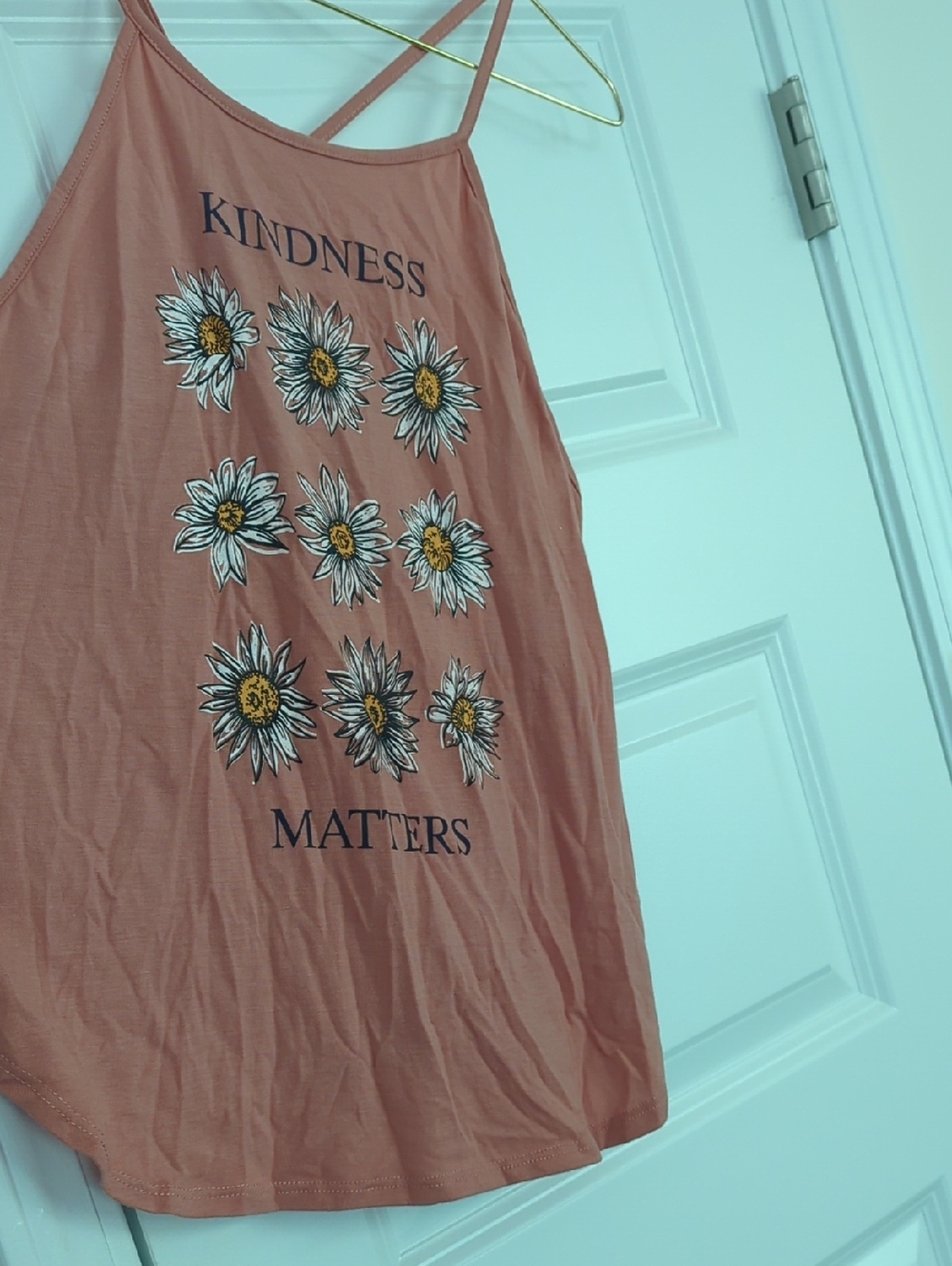 No Boundaries Rust Pink Floral 'Kindness Matters' Tank Top P2P 23 L28